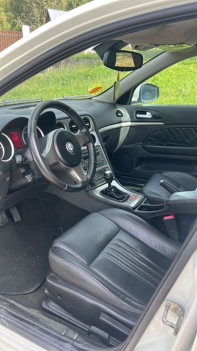 Vând Alfa Romeo 159