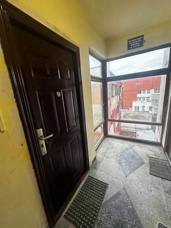 Garsoniera de vanzare