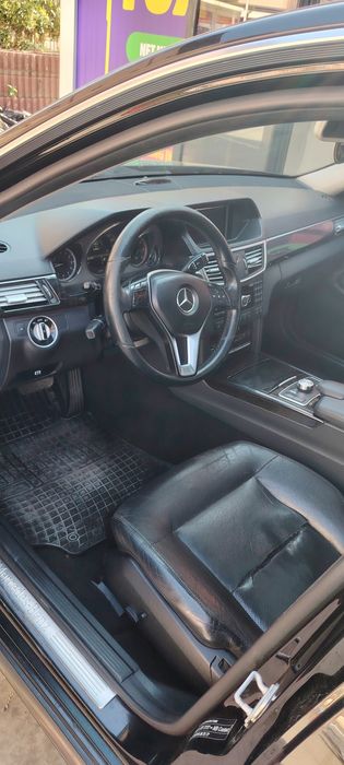 Mercedes e 350 din 2012 se poate da si in rate