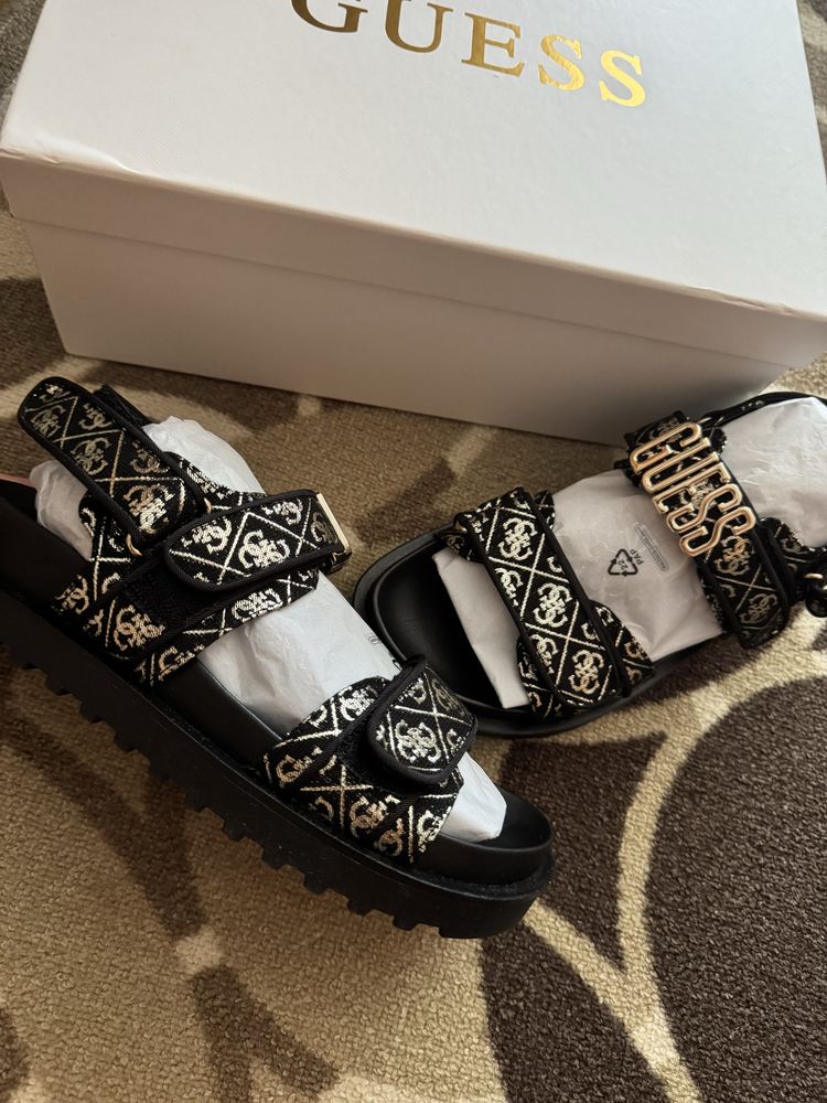Сандали Guess нови