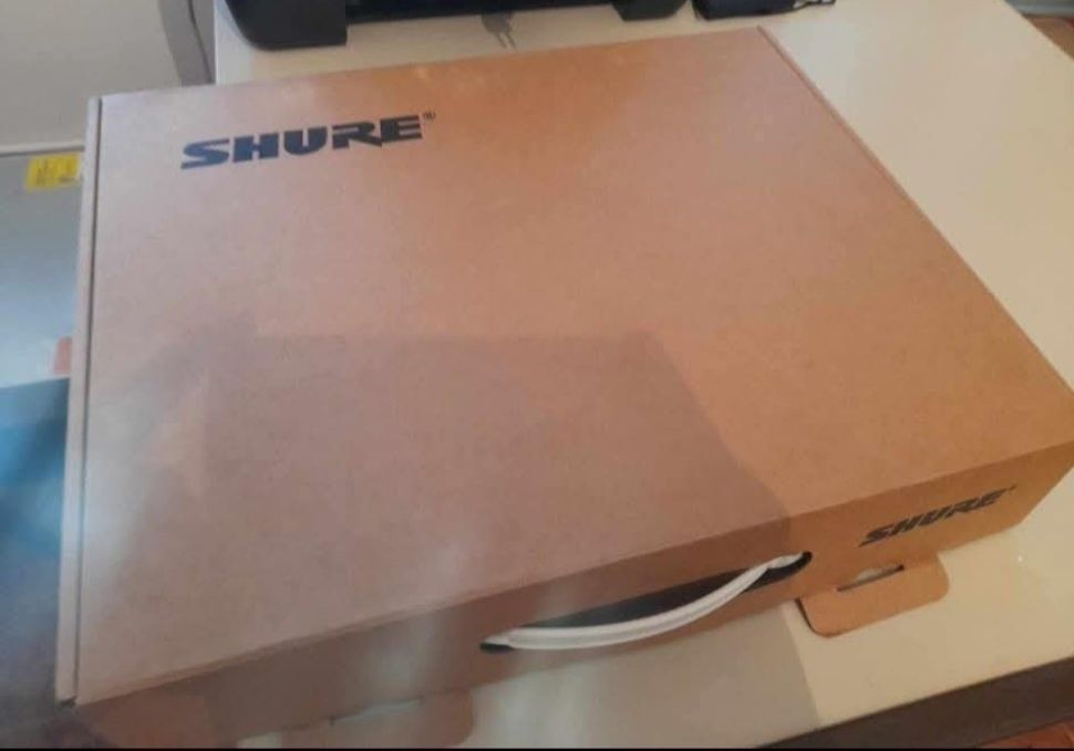 SHURE  Qlxd4 mexico ЧИСТО НОВИ