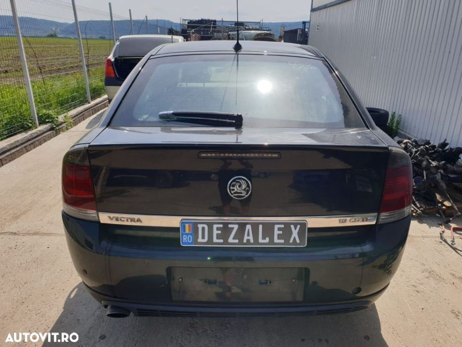 Dezmembrari Opel Vectra C facelift 150cp 1.9 cdti Piese Vectra C 1.9 diesel 6 trepte 150 cai