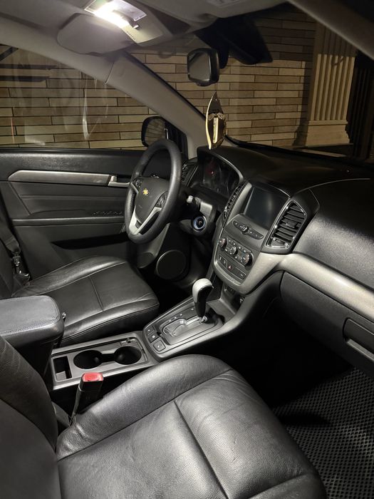 Kaptiva 4  2.4 abyom 2018 yil 130000 km
