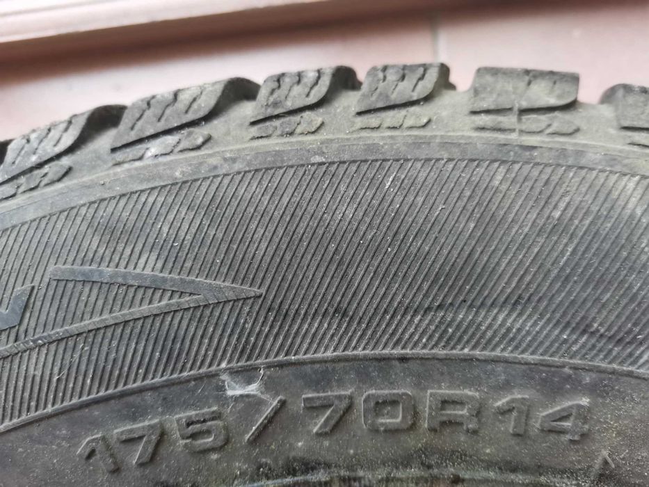 Продавам зимни  гуми.