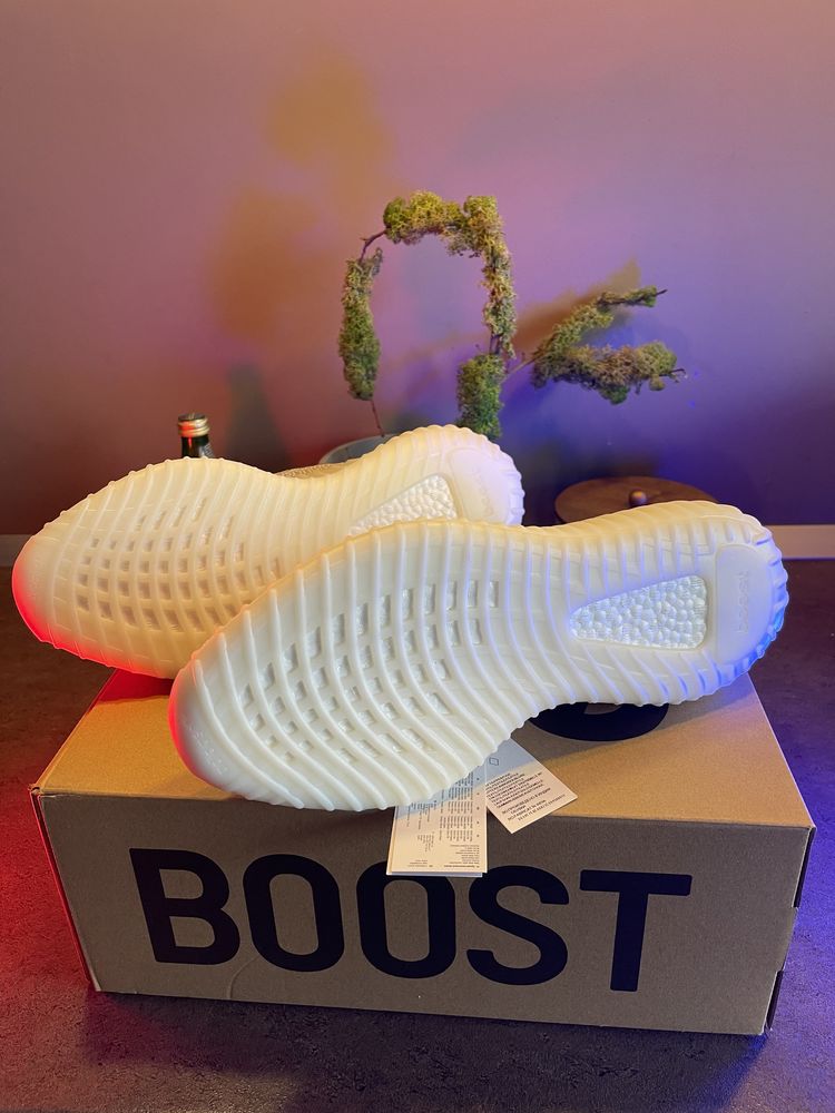 Yeezy 350 Static masura 46