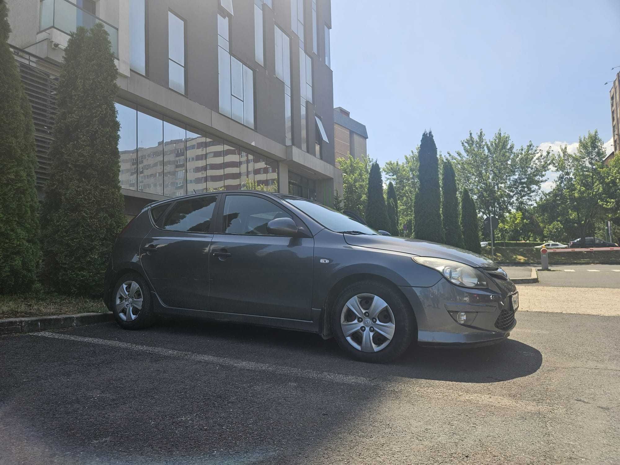 HUNDAY i 30 AN 2010