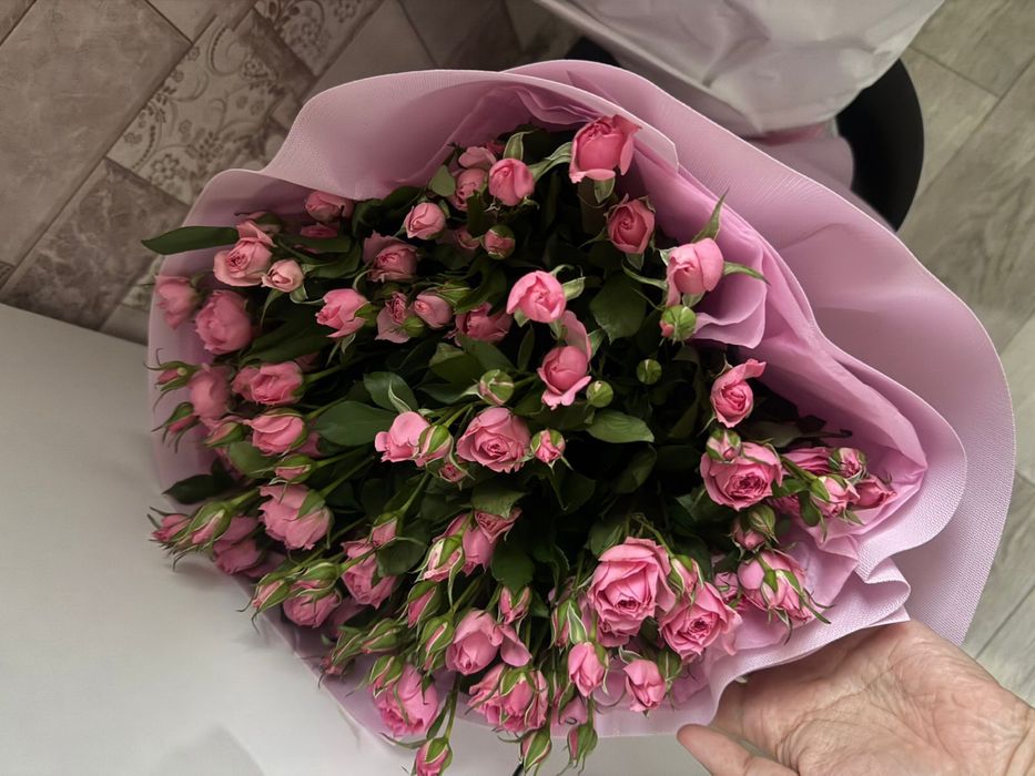 Продам букет из кустовыхроз