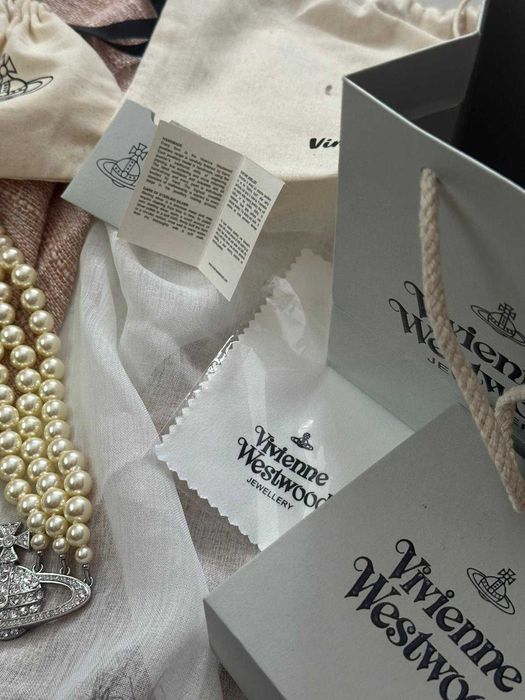 Vivienne Westwood Bas Relief Three Row Colier