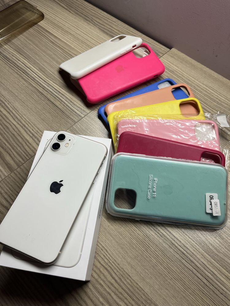 Продавам IPhone 11 без забележки