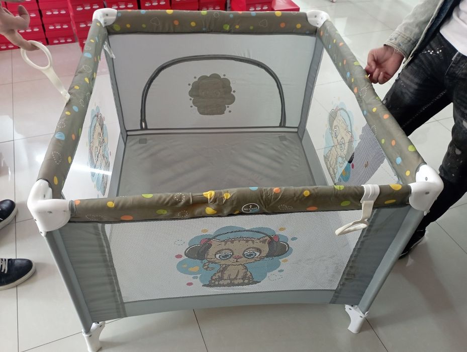 Se vinde masa copii+ țarc in perfecta satre, 1000 de lei negociabil