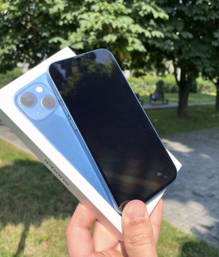 IPhone 13 128GB в отличном состоянии