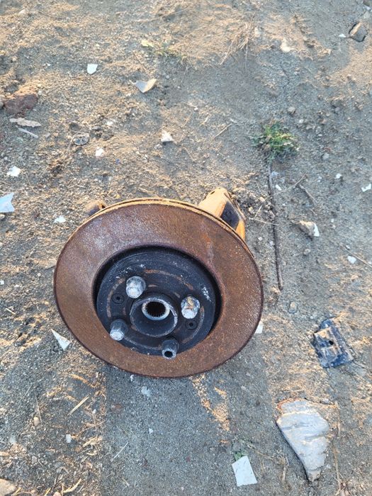 butuc fuzeta renault megan 2 dreapta 1.5 E4