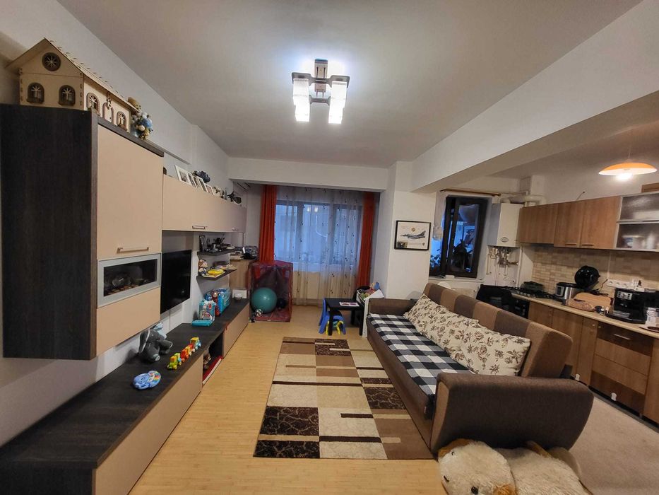 Vand apartament cu 2 camere, la 5 min de metroul Jiului