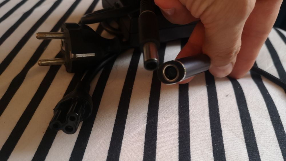 Incarcatoare  DELL 130W sau razer blde 240W mufa usb C sau mufa groasa