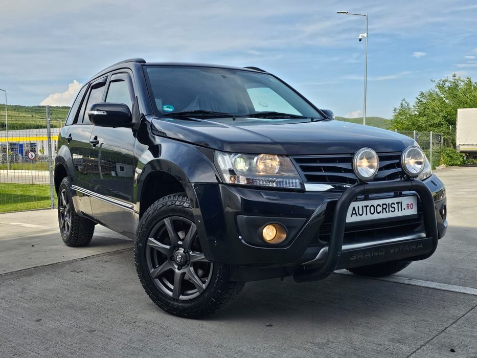 Vând Suzuki Grand Vitara 4x4, 1.9 Diesel 136 cai