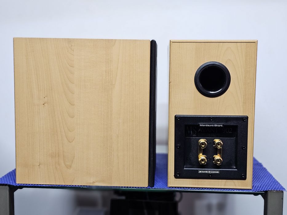 Boxe de raft Mordaunt-Short Avant 902