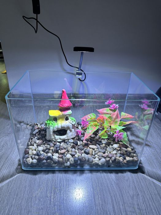 Аквариумы заводские  10,8,7 литров