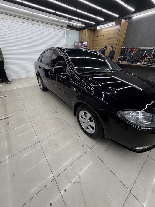 Продается черная Gentra автомат БЕЗ ЛЮК