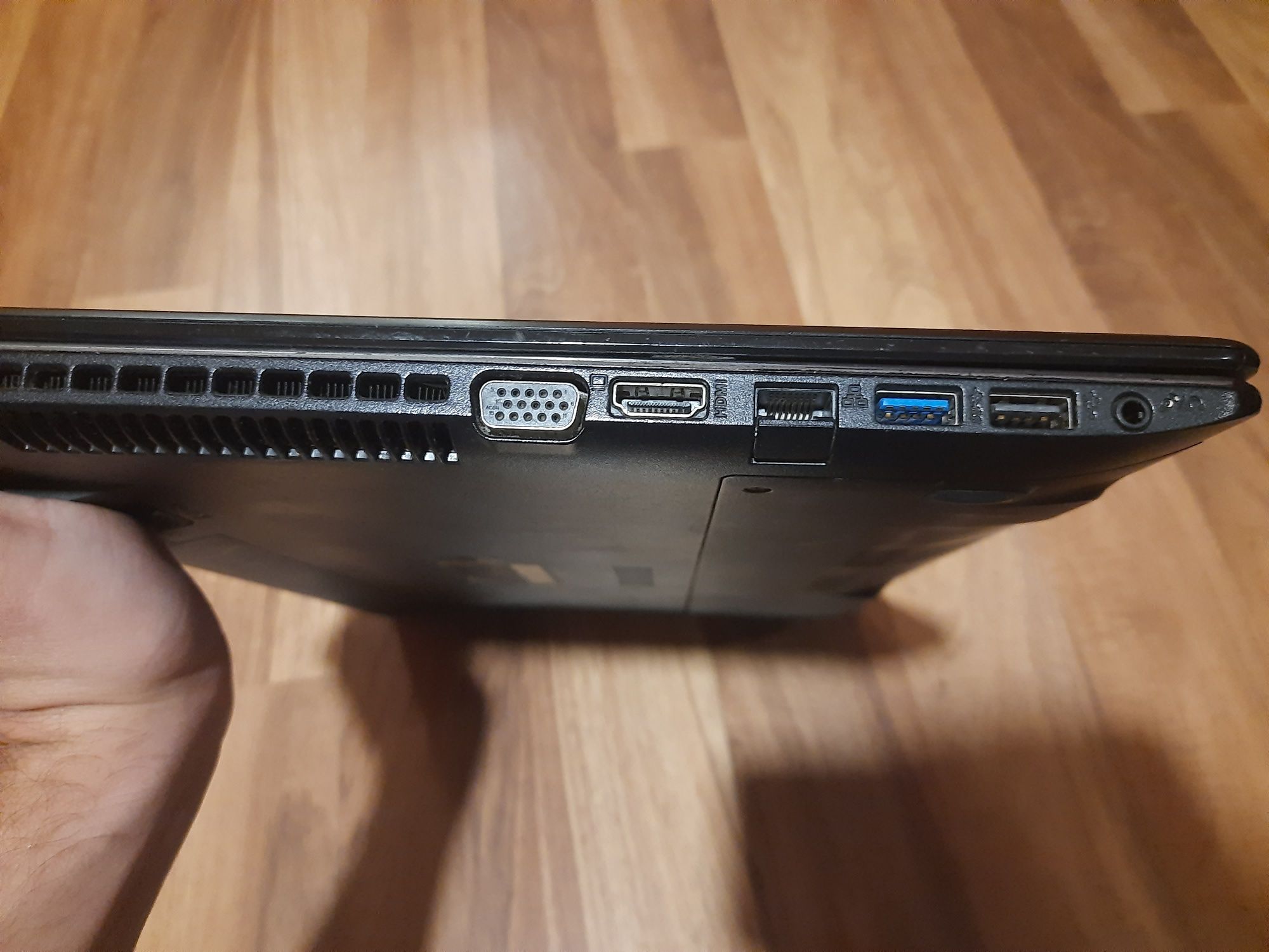 Laptop ASUS X550CC 15,6"