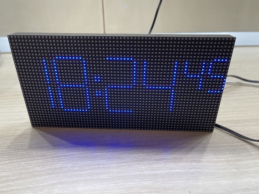 PCB pentru proiectul Ceas Digital Morphing Digital Clock