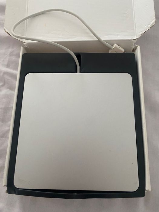 Mouse Apple,  Laptop Apple și USB Super Drive