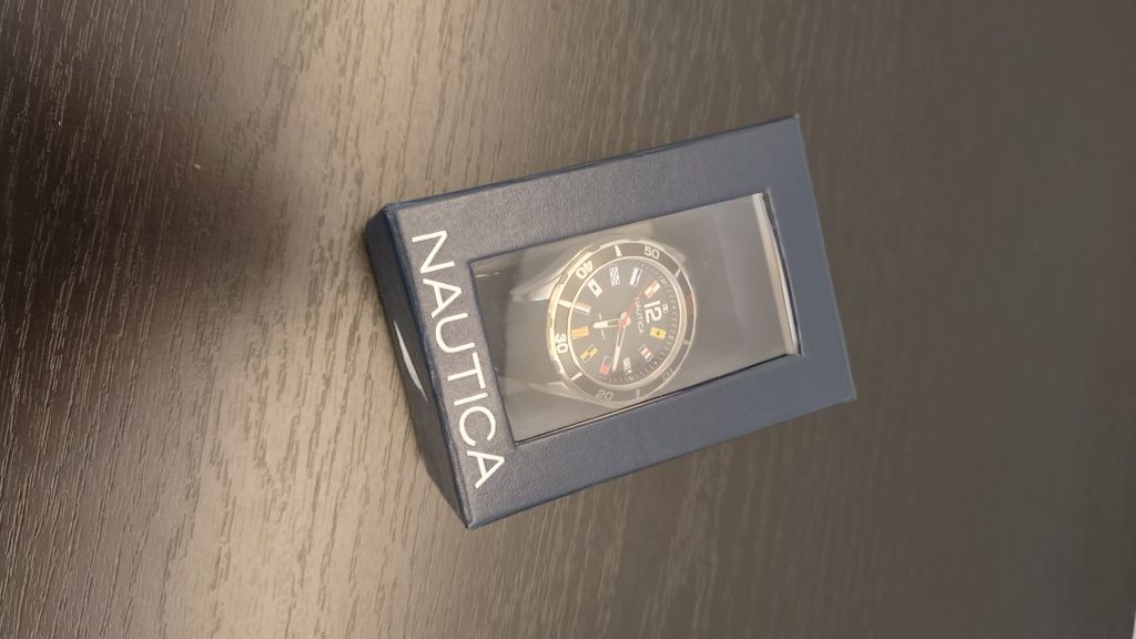 Nautica NST Flag, 44 mm