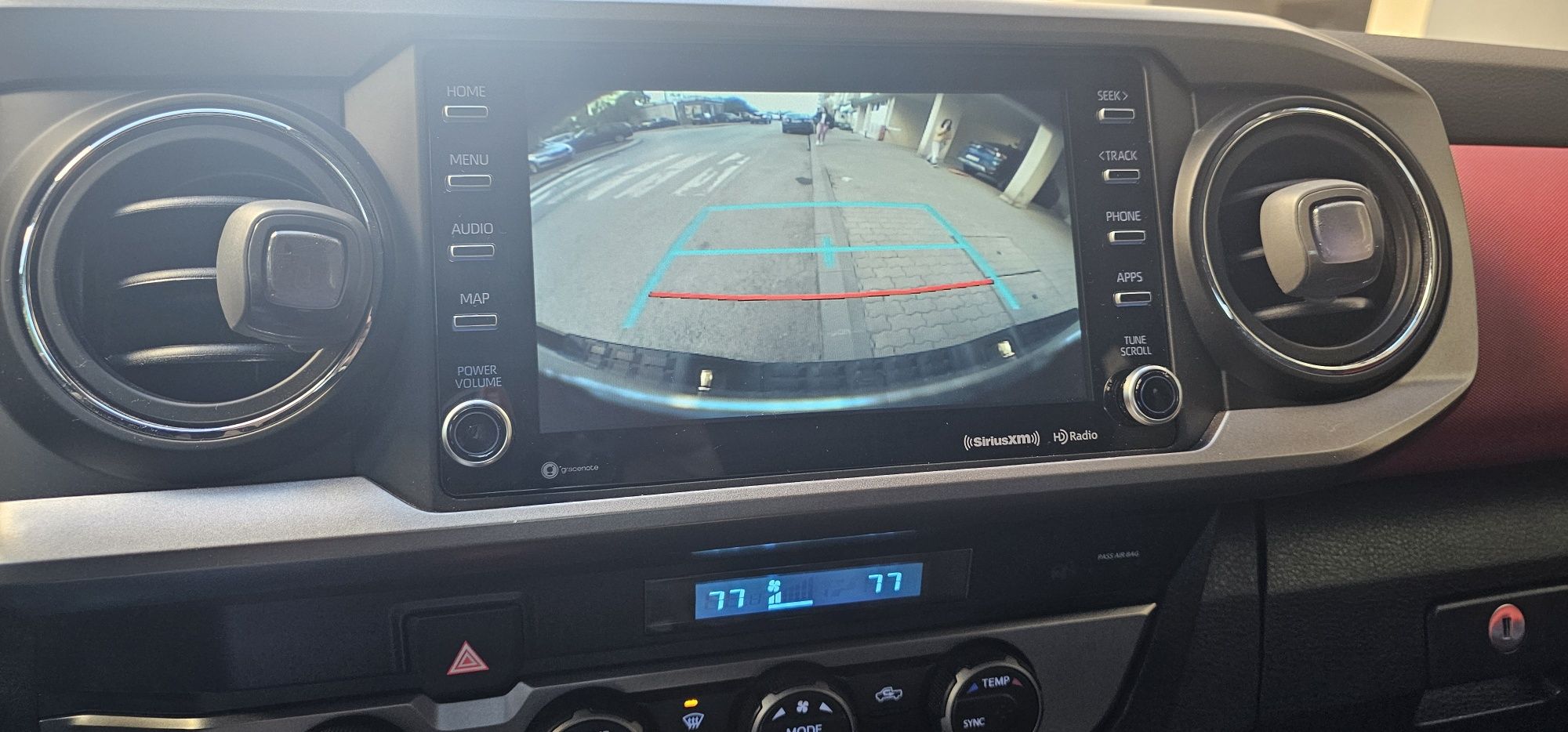 Toyota Tacoma SR5 v6 4x4 N300