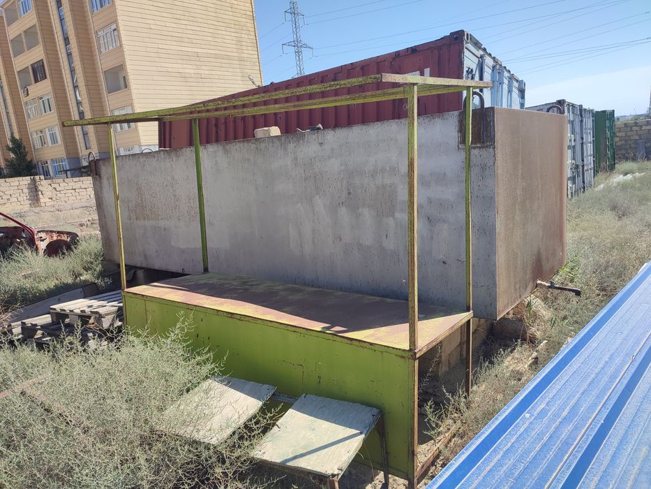 Продам торговые прилавки в качестве 15 штук