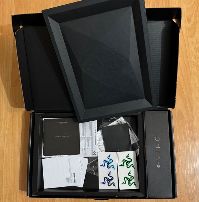 HP Omen 15.6” NVIDIA GTX 1650 спукан дисплей!