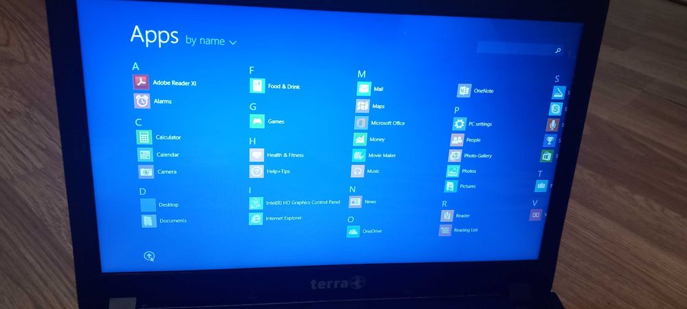 Laptop Terra Mob  14 inch led /  Hdd 500 Gb ,bateria tine 3 ore