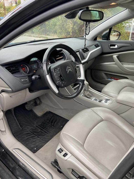 Ситроен Ц5 2.2 2013г.