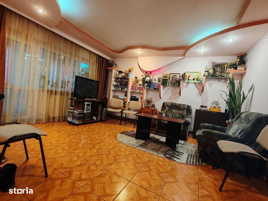 Apartament 3 camere Teilor(PS-uri),fond 1991,centrala,83 mp-88.000euro