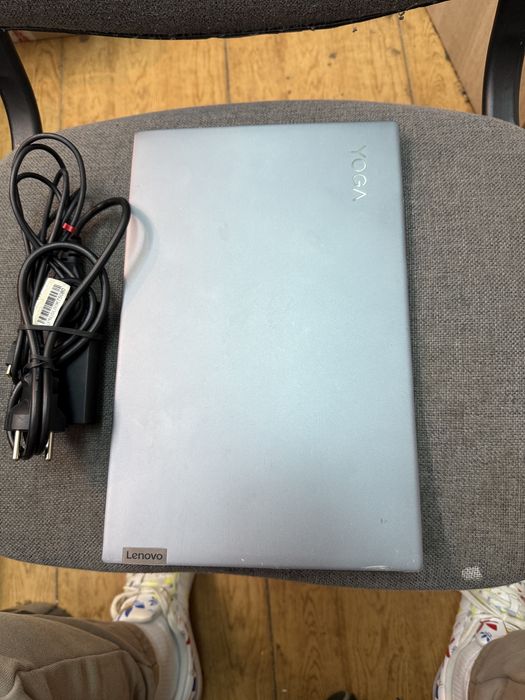 Lenovo Yoga Slim ryzen 7