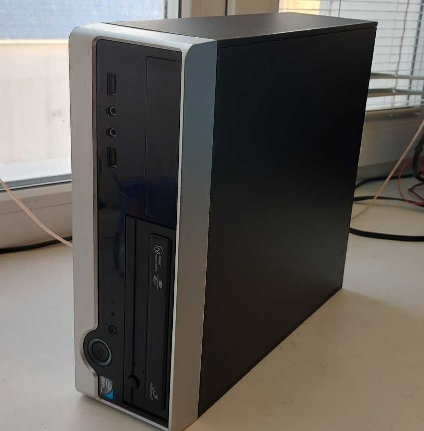 Корпус Minitower Foxconn RS233 (H) Mini-ITX без БП