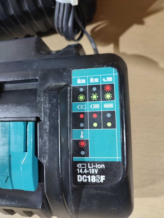Makita DC18SF 18V 4 slots incarcator statie charger baterie acumulator