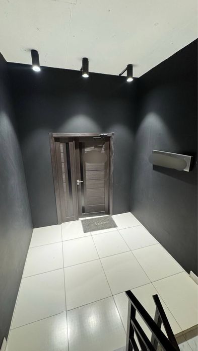 Здание Дархан 1070 кв.м