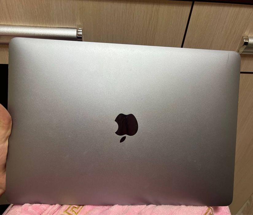 Mackbook Air M1 computer