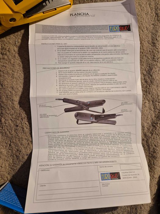 Placa de indreptat parul Eurostil profesional, noua, Spania