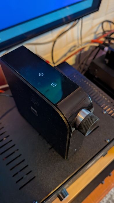 Nad d 1050  dac ,balansat , sunet foarte bun