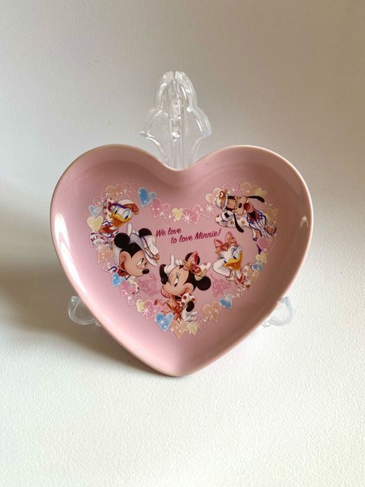 Тарелочка небольшого размера  в форме сердца