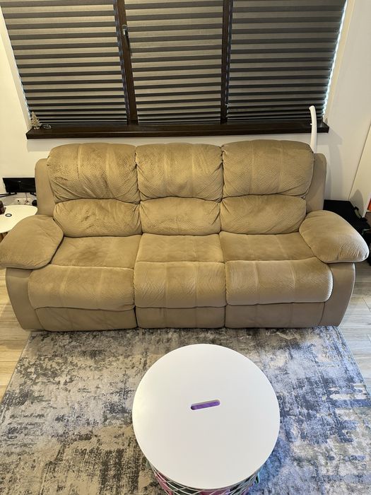 Canapea Mobexpert cu recliner