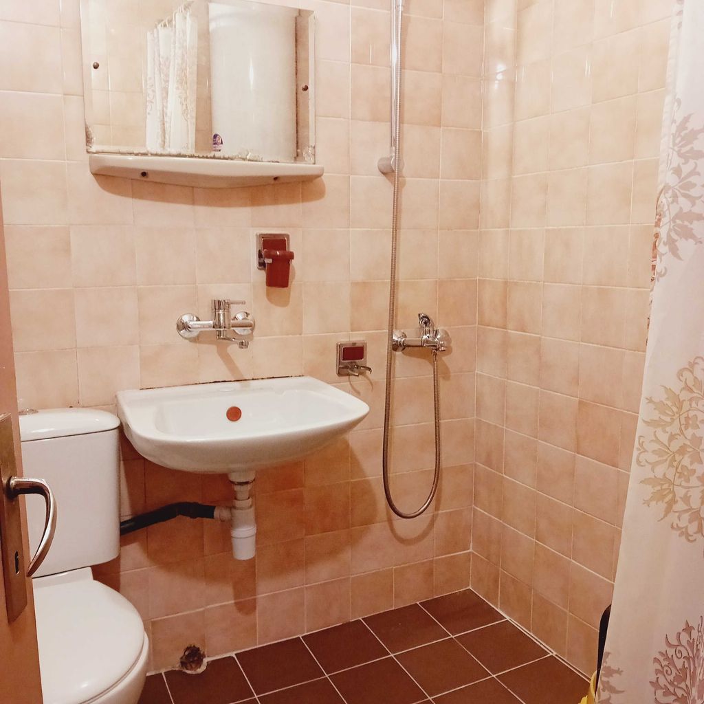 Дава се под наем Двустаен апартамент в София, Люлин 10 - 75 кв.м за 408 € - Снимка #4