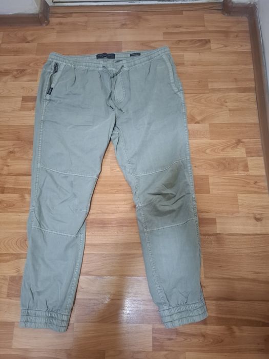 Pantaloni jogger bărbați