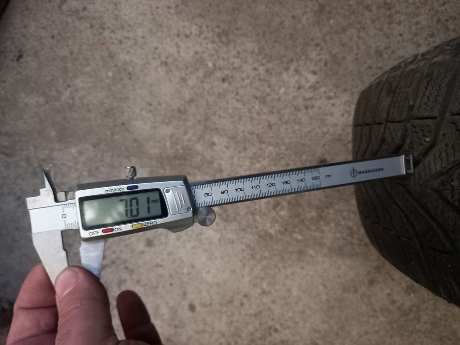 Vand 4 anvelope Vredestein De iarna 19x65x15 pret 125 lei/buc