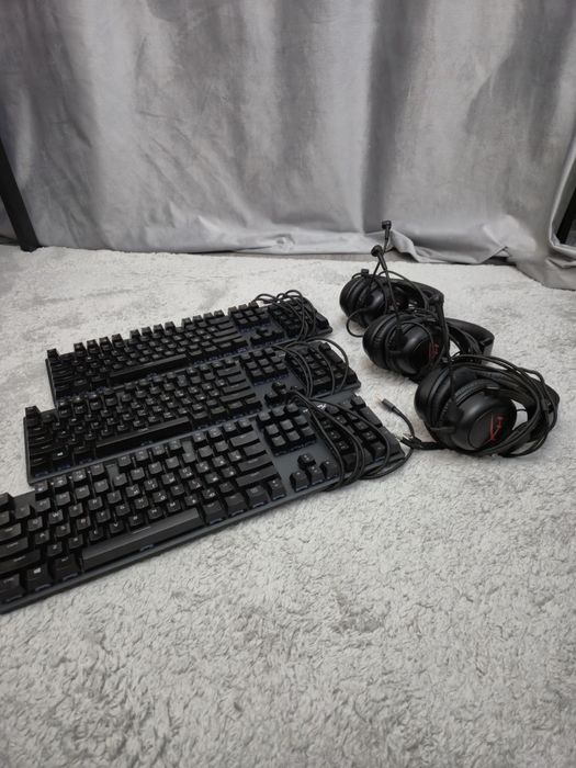 Клавиатура HyperX ; наушники HyperX; игровая переферия