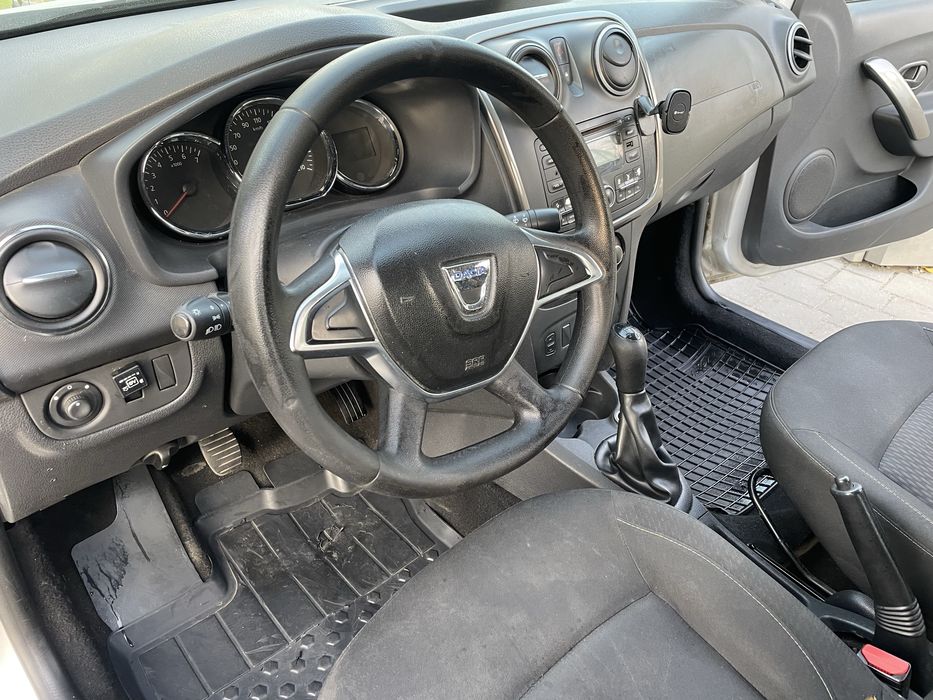 Dacia logan 1.2  Gpl  2013