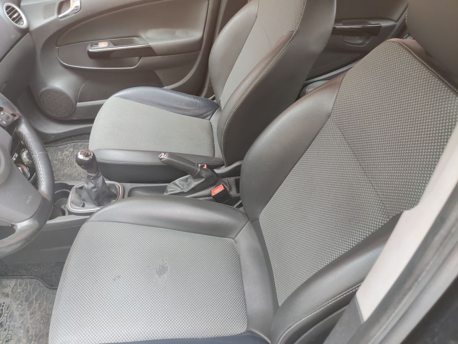 Opel CORSA D de vânzare!