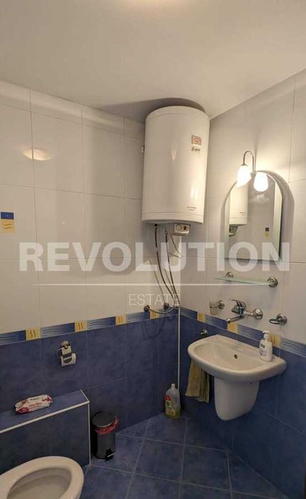 Дава се под наем Многостаен апартамент в Варна, Колхозен пазар - 160 кв.м за 500 € - Снимка #10