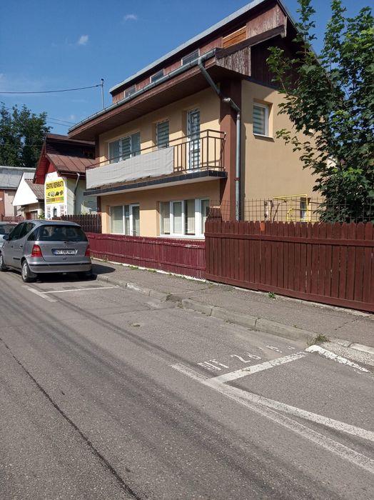 Proprietate in zonă centrală - Roman