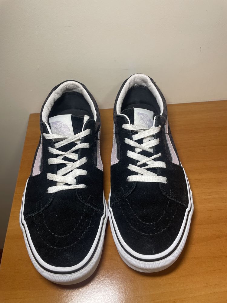 sneakers VANS alb-negru, basic